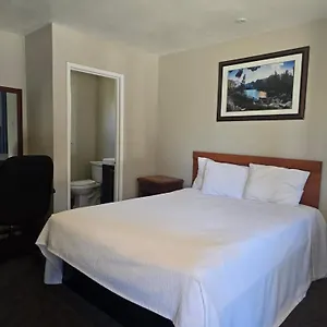 A&a Tahoe Inn